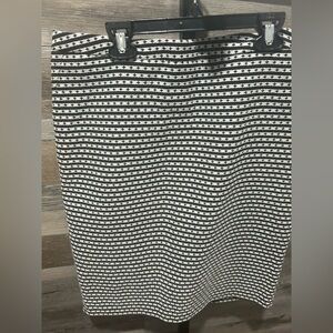 Merona Black and White Patterned Pencil Skirt